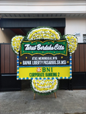 Papan Bunga Duka di Karamat