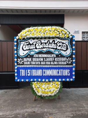 Papan Bunga Duka di Karamat